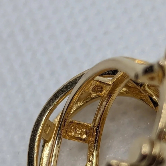 925 Huggie  earrings - Picture 3 of 4